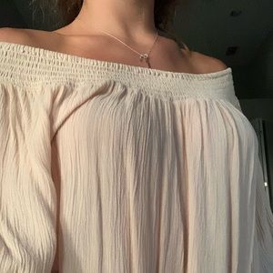 CREME OFF THE SHOULDER TOP!